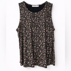 NWOT Ricki’s Floral Sleeveless Tank Top| Size M
